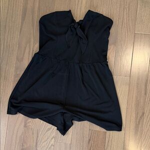 Express Elegant Black Garment